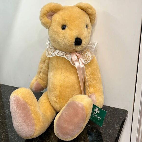 Alorah Creations Cream Bear with Lace Ribbon Collar & Movable Limbs.S 20” - Picture 1 of 4